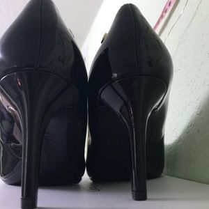Calvin Klein Pumps